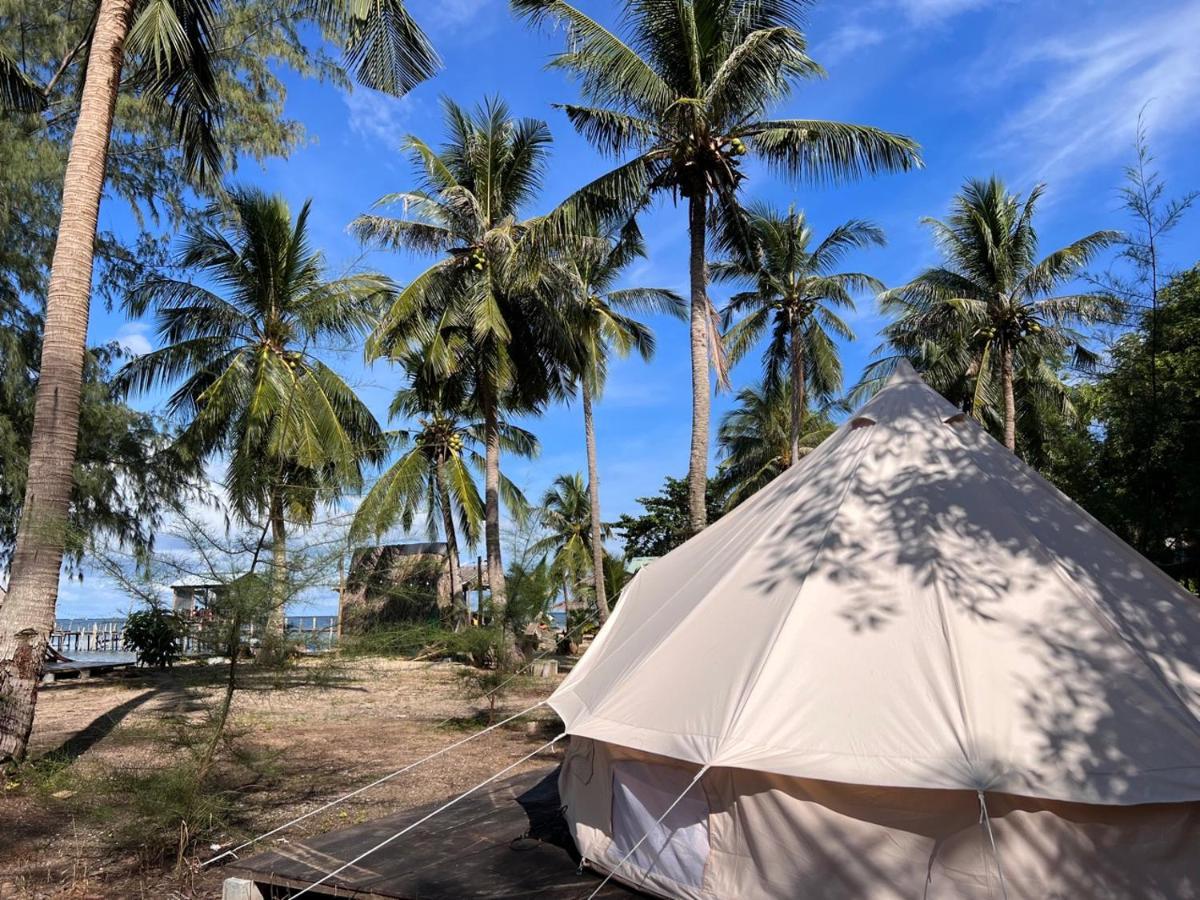 Phu Quoc Camping Bed & Breakfast ภายนอก รูปภาพ