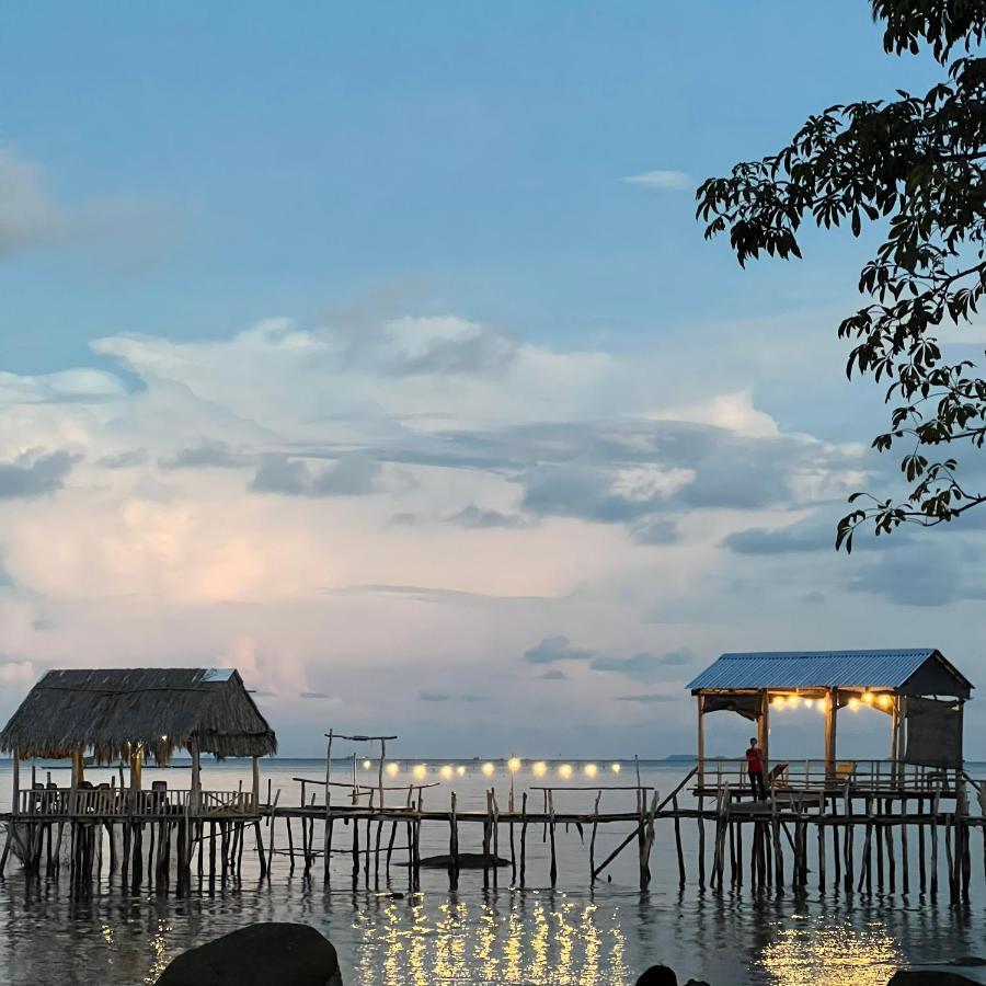 Phu Quoc Camping Bed & Breakfast ภายนอก รูปภาพ