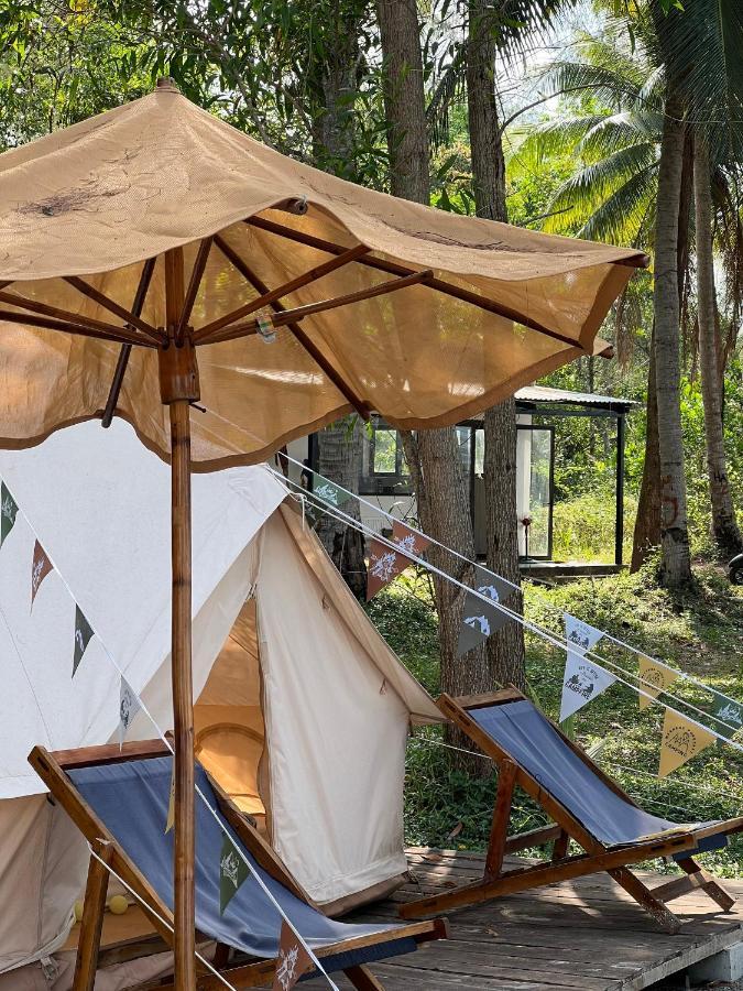 Phu Quoc Camping Bed & Breakfast ภายนอก รูปภาพ