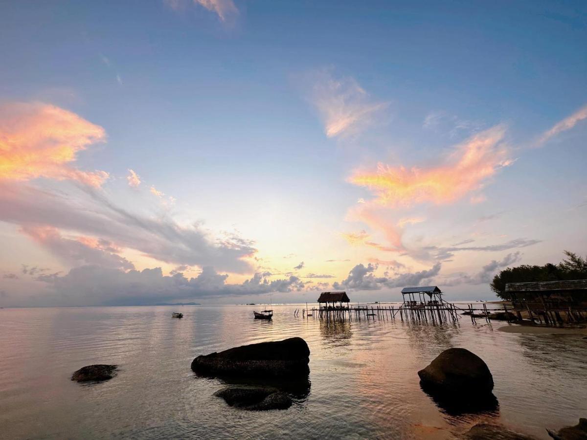 Phu Quoc Camping Bed & Breakfast ภายนอก รูปภาพ